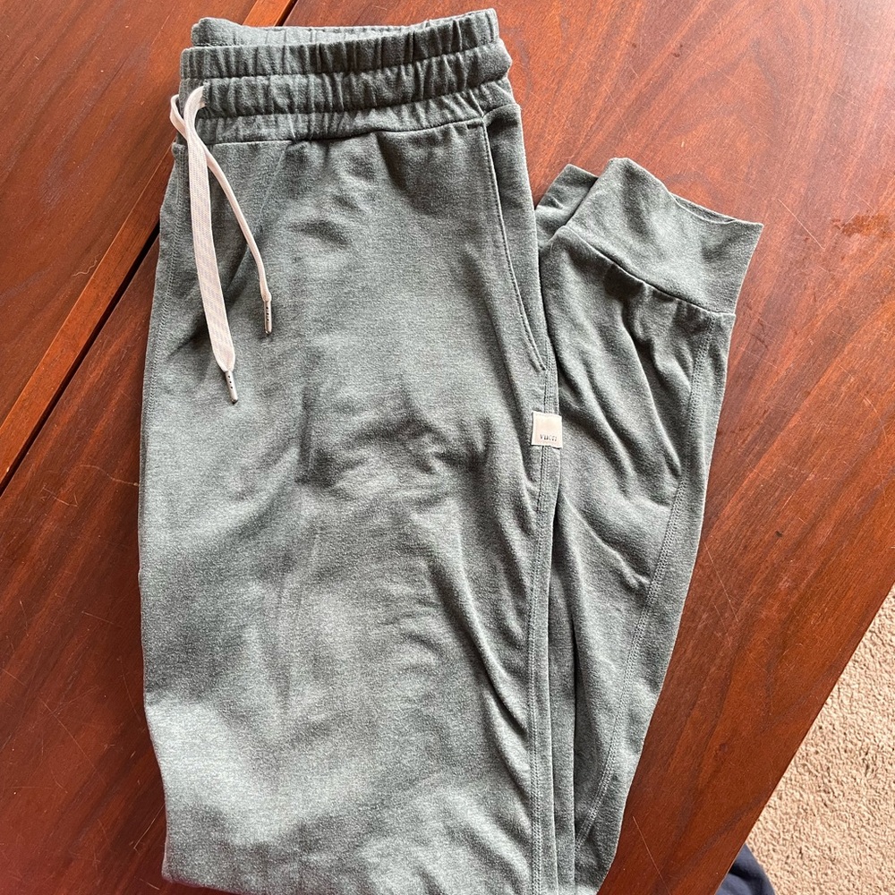 Vuori performance jogger